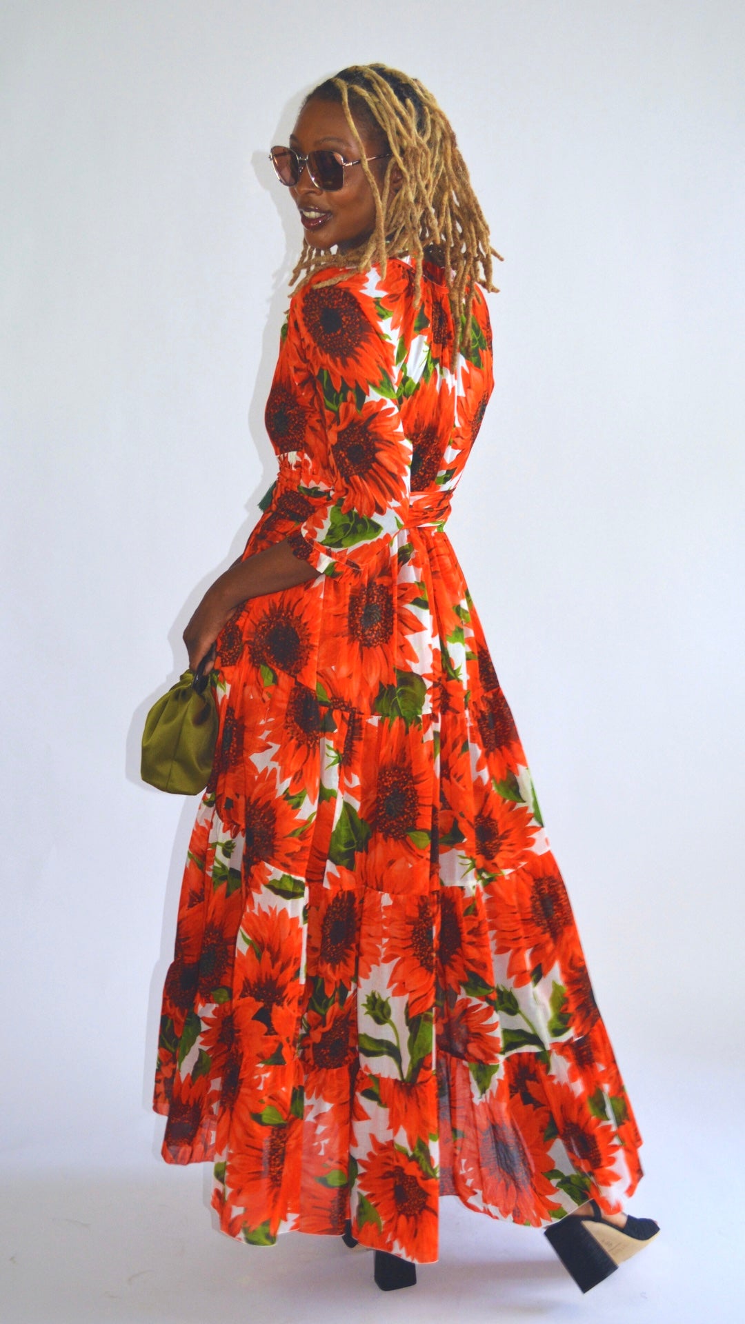 Samantha sung hotsell floral dress